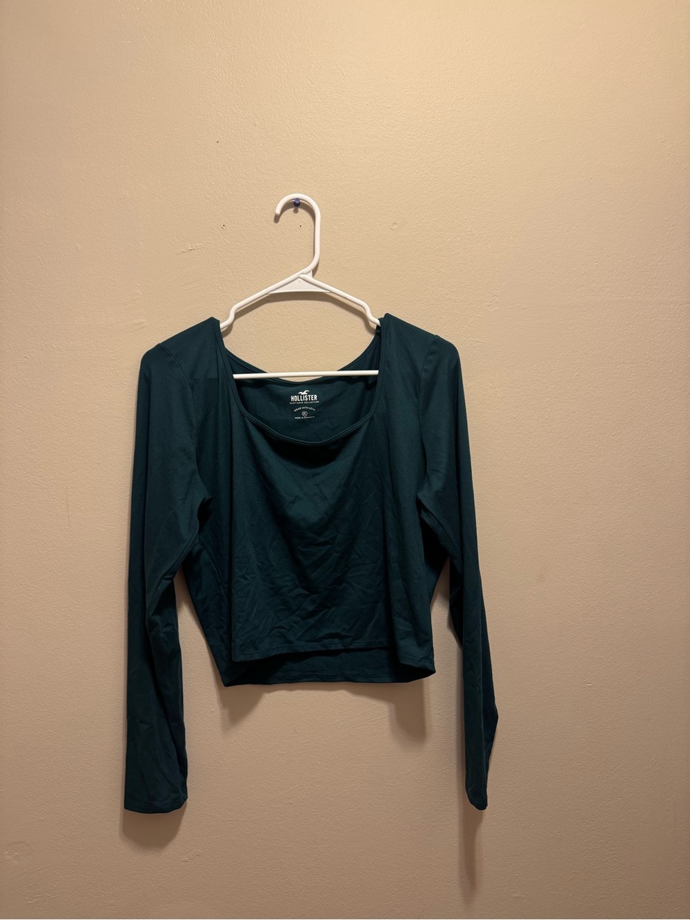 Hollister Deep Teal Long-Sleeve Scoop Neck Crop Top